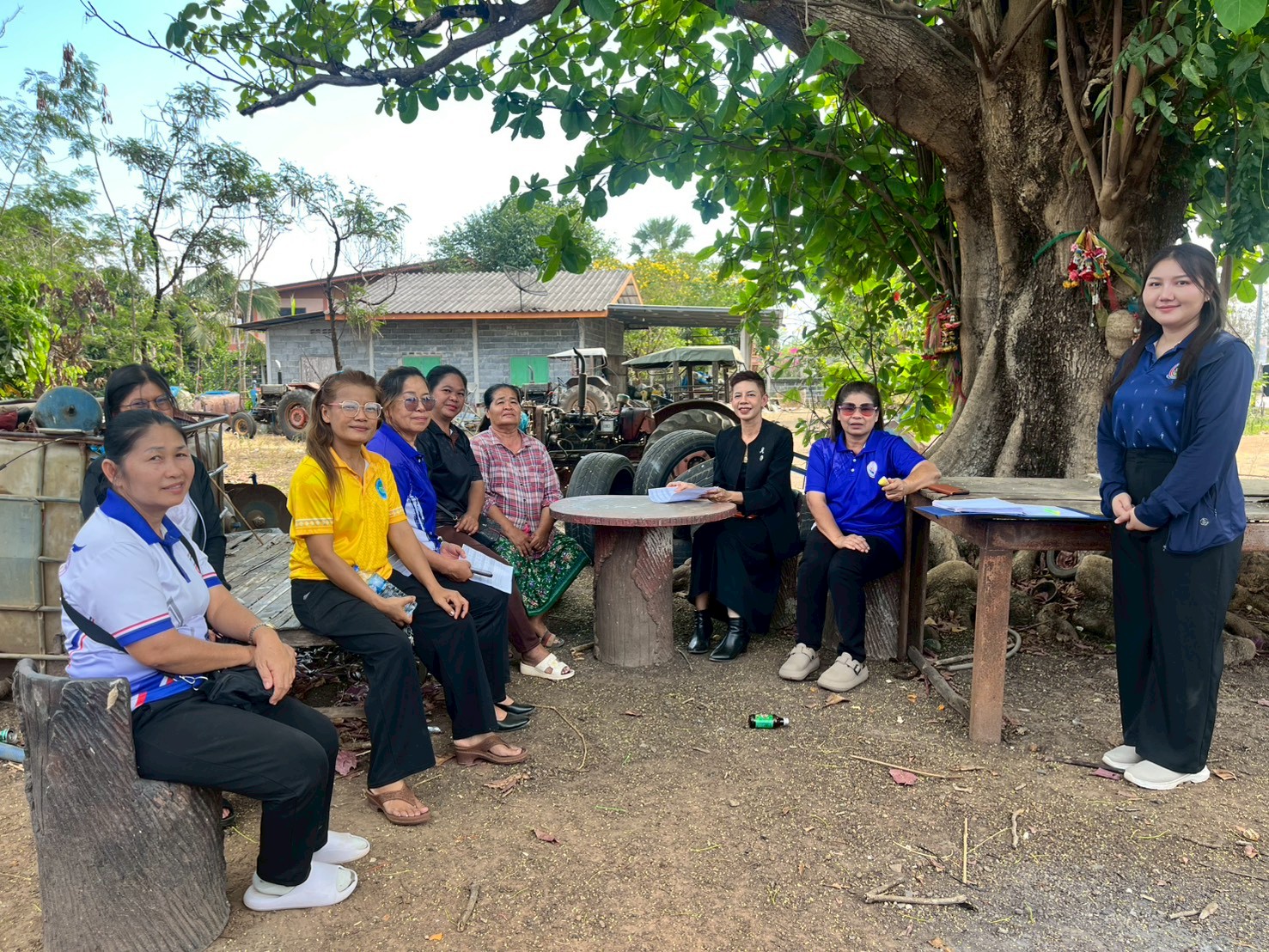 สพอ.เมืองสระแก้ว ลงพื้นที่ติดตามและสนับสนุนการดำเนินงานกองทุนพัฒนาบทบาทสตรี ตำบลสระขวัญ
