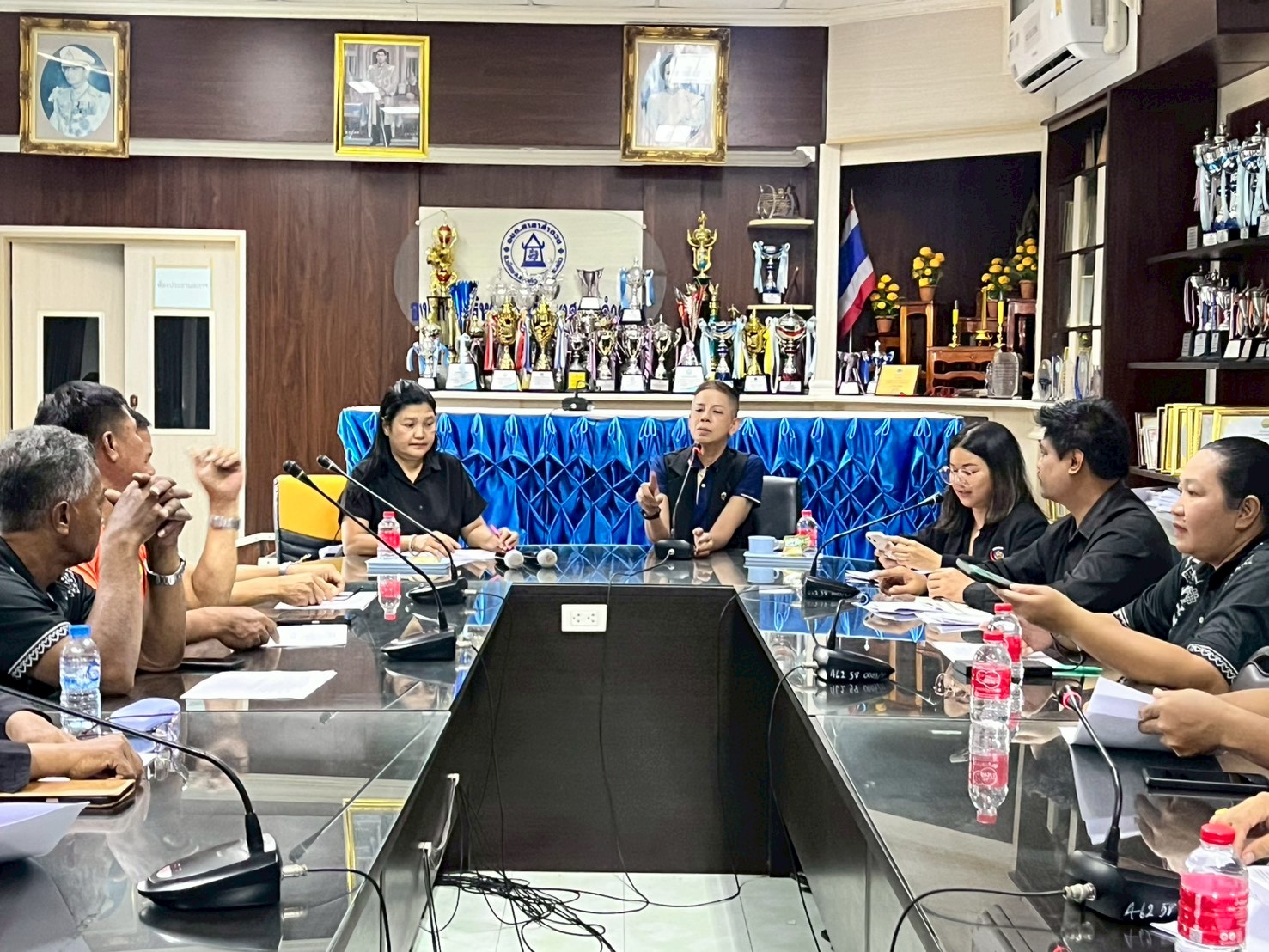 สพอ.เมืองสระแก้ว ประชุมเตรียมความพร้อมการประกวดตำบลเข้มแข็ง ตามหลักปรัชญาของเศรษฐกิจพอเพียง ประจำปี 2569